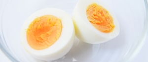 ゆで卵のカロリーは？ダイエット向き？糖質・脂質・タンパク質量を比較